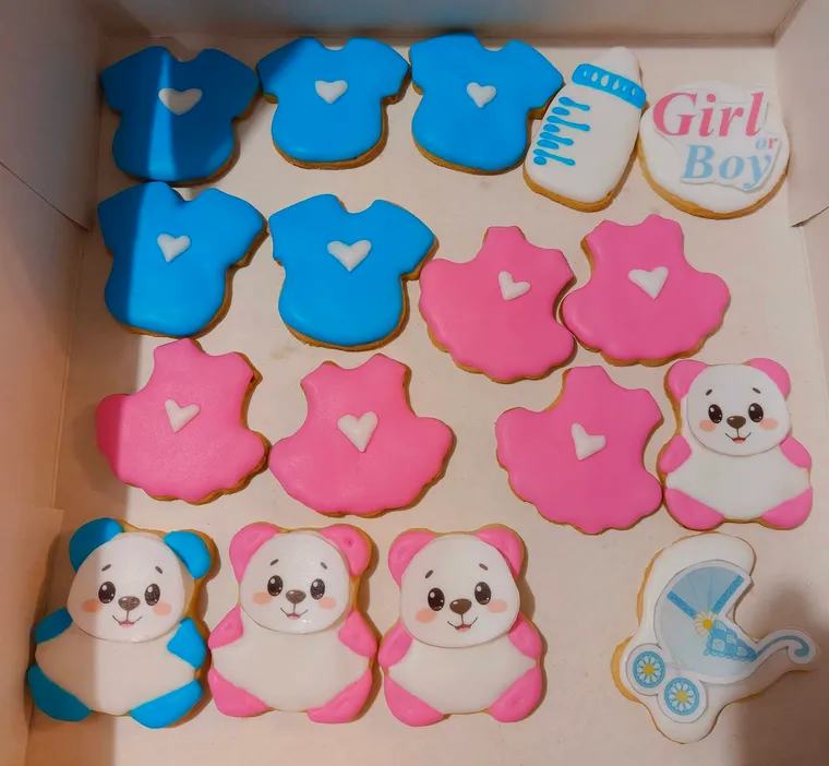 Sablés décorés au glaçage pour une baby shower